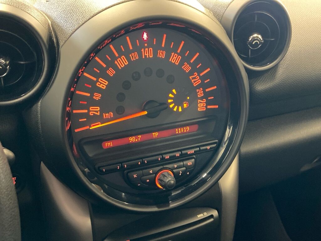 Mini Countryman 2016 Valkoinen