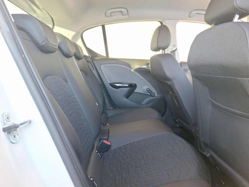 Opel Corsa 2016 Valkoinen