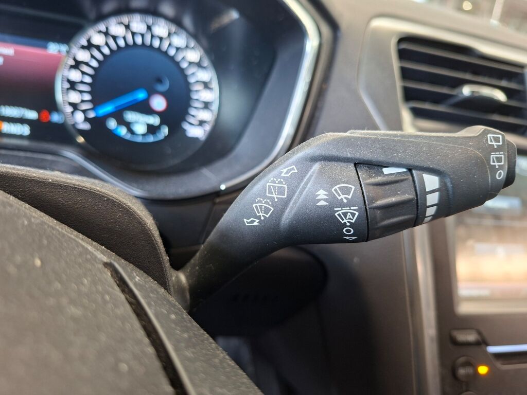 Ford Mondeo 2016 Sininen