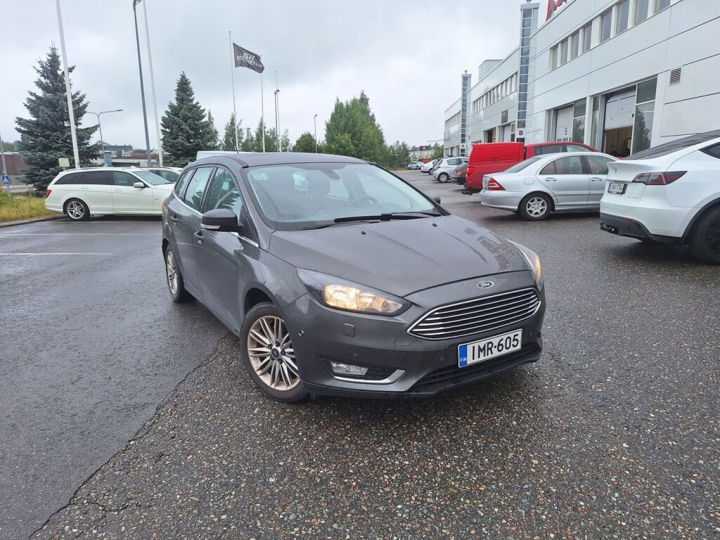 Ford Focus 2016 Harmaa