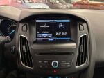 Ford Focus 2016 Harmaa