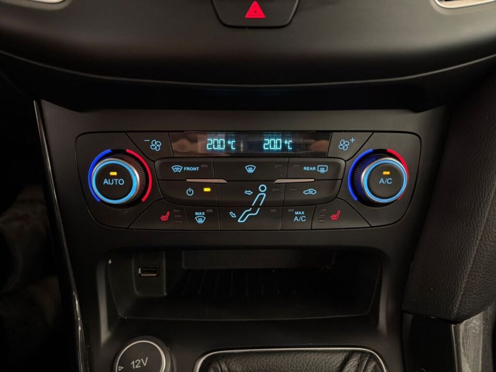 Ford Focus 2016 Harmaa