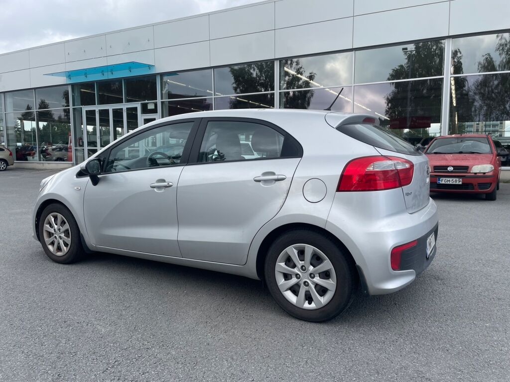 Kia Rio 2016 Hopea