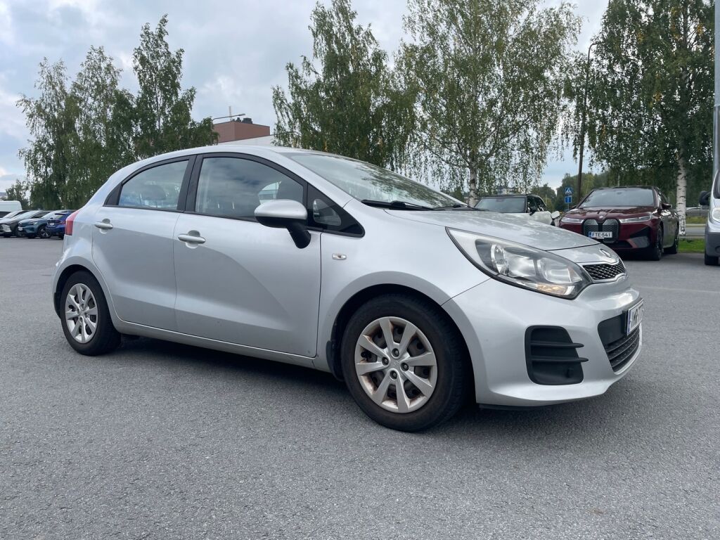 Kia Rio 2016 Hopea