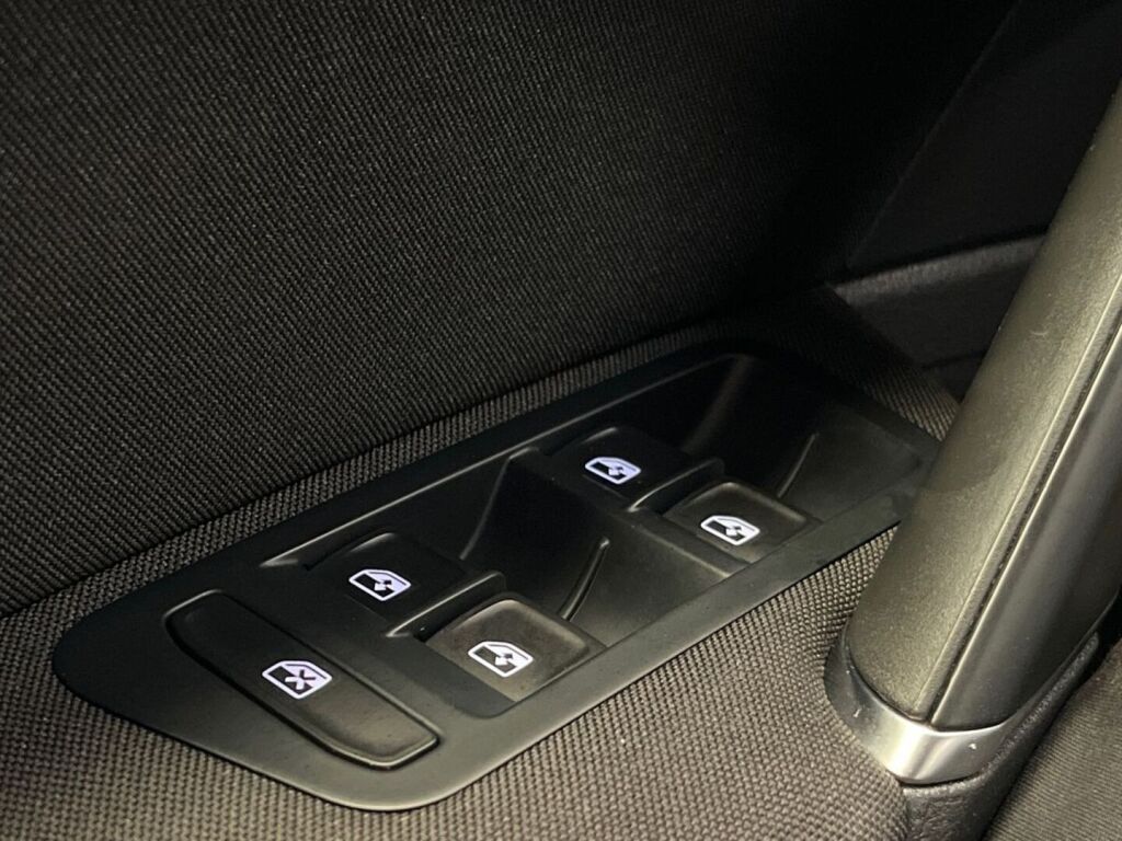 Volkswagen Golf 2016 Harmaa