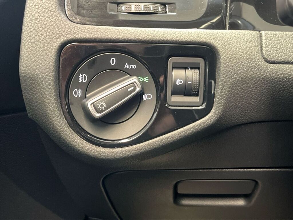 Volkswagen Golf 2016 Harmaa