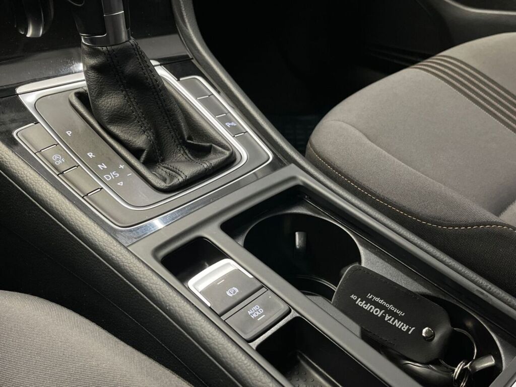 Volkswagen Golf 2016 Harmaa