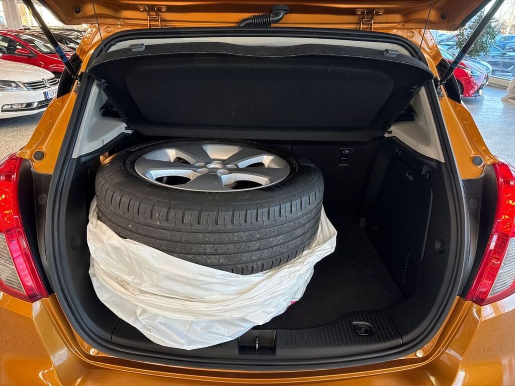 Opel Mokka 2017 Metallinhohto Oranssi (Amber Orange)