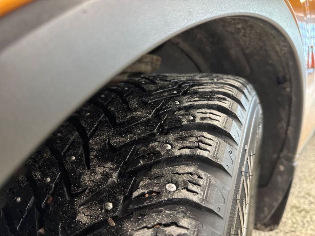 Opel Mokka 2017 Metallinhohto Oranssi (Amber Orange)