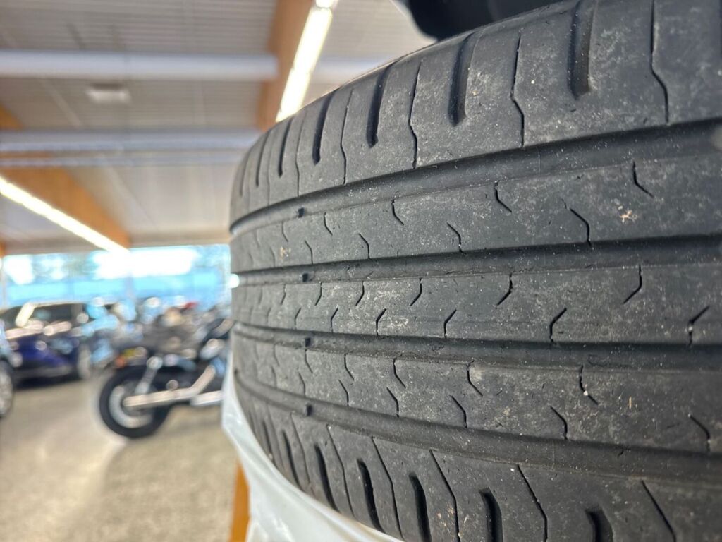 Opel Mokka 2017 Metallinhohto Oranssi (Amber Orange)