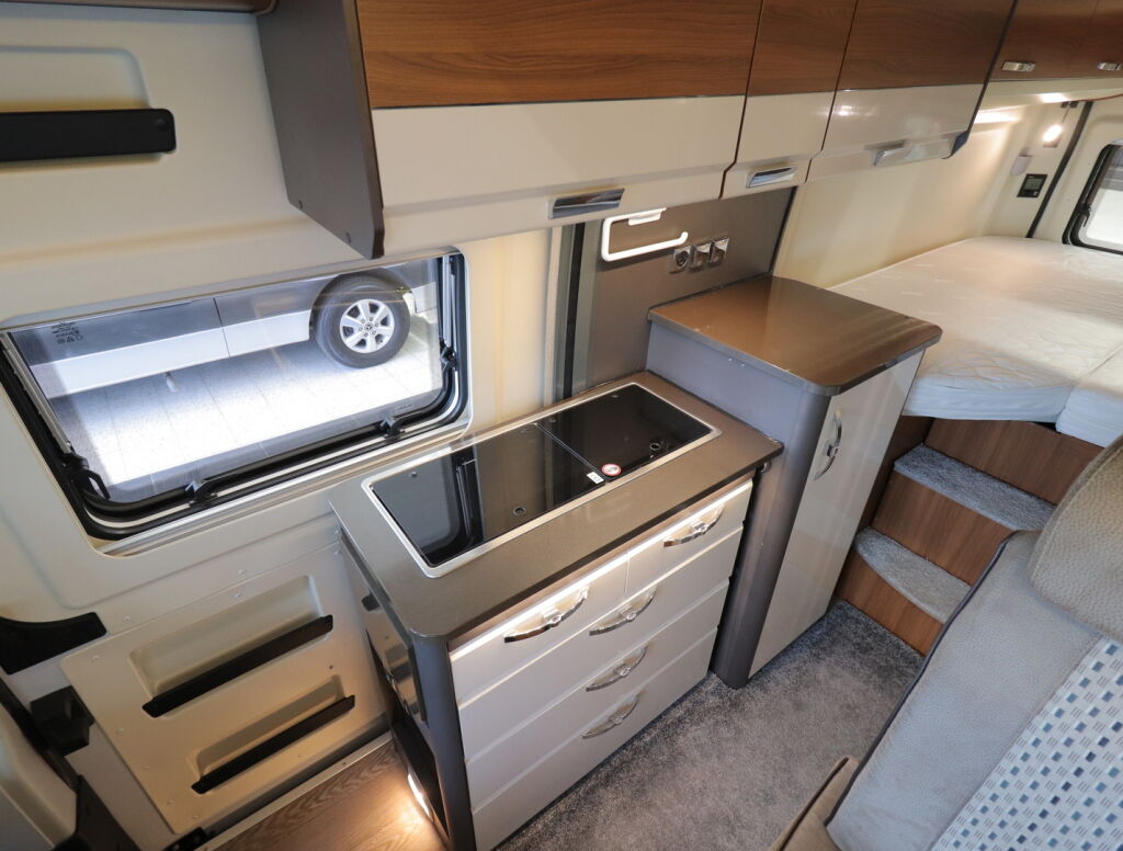 Hobby VANTANA K65 2017 Valkoinen