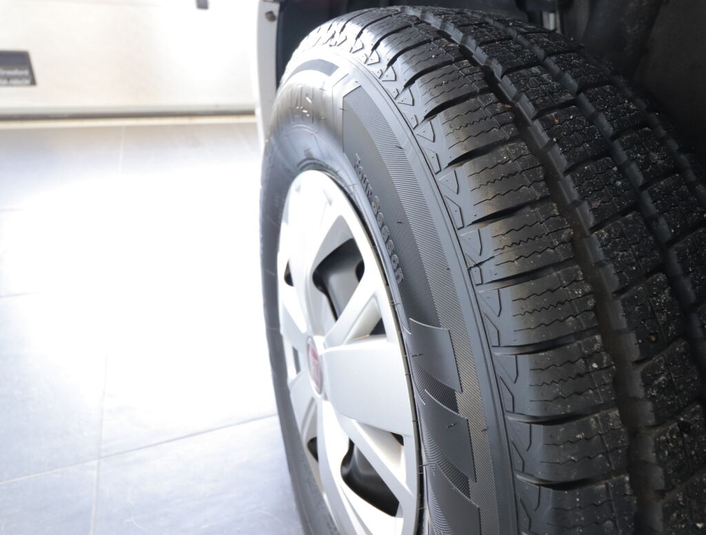 Hobby VANTANA K65 2017 Valkoinen