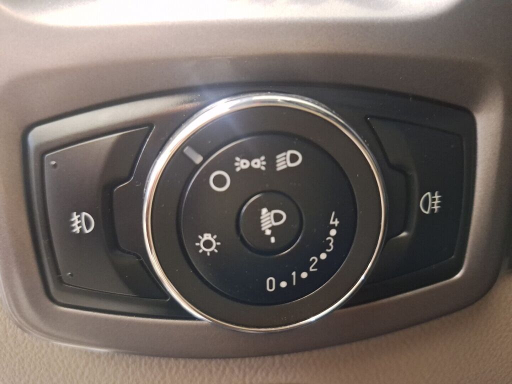 Ford Tourneo Custom 2017 Frozen White