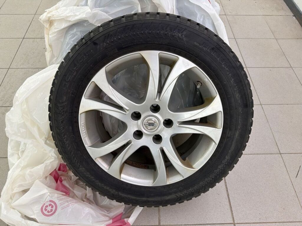 Nissan Qashqai 2017 Punainen