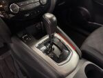 Nissan Qashqai 2017 Punainen