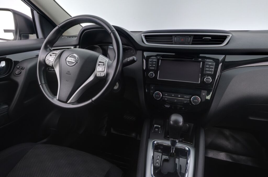 Nissan Qashqai 2017 Hopea