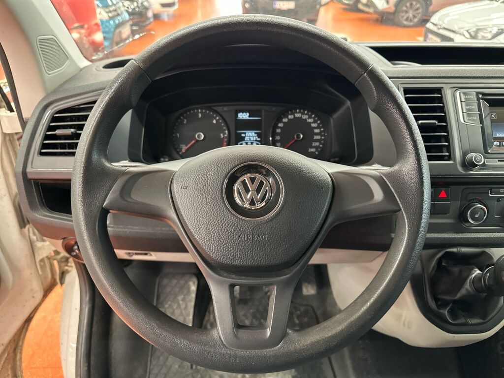 Volkswagen Transporter 2018 Valkoinen