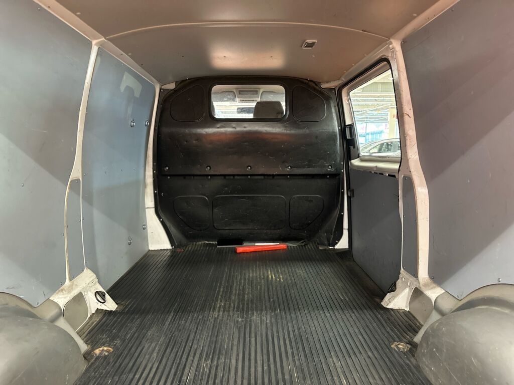 Volkswagen Transporter 2018 Valkoinen