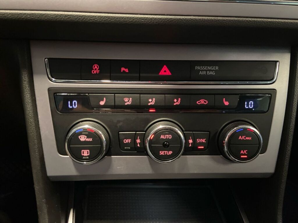 Seat Leon ST 2017 Harmaa