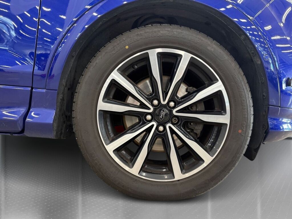 Ford Kuga 2017 Sininen