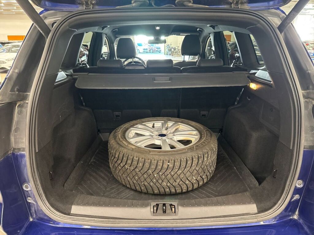 Ford Kuga 2017 Sininen