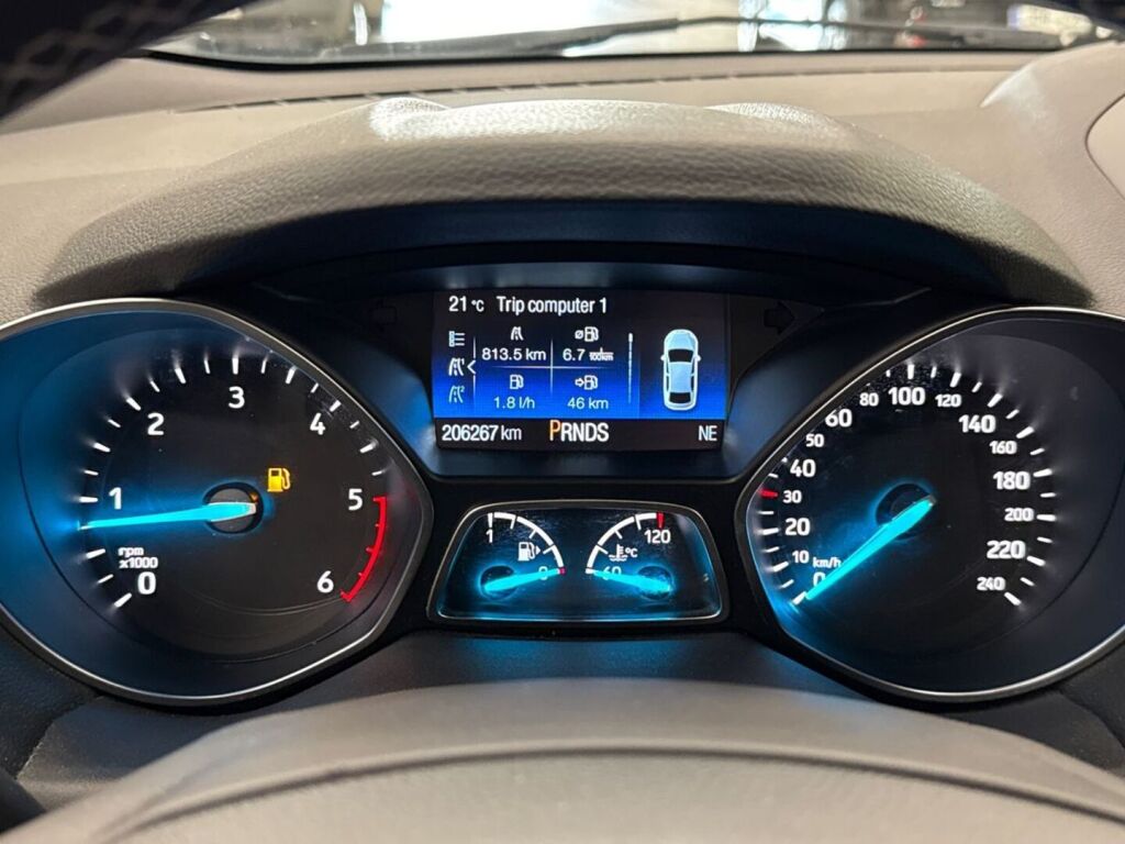 Ford Kuga 2017 Sininen
