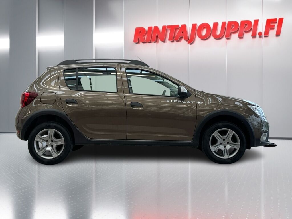 Dacia Sandero 2017 Ruskea (beige)