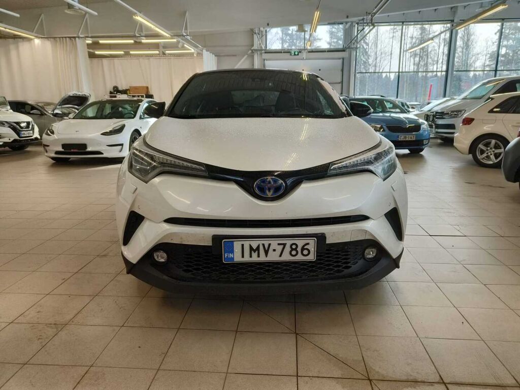 Toyota C-HR 2017 Valkoinen