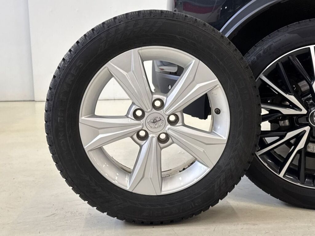 Toyota C-HR 2017 Musta