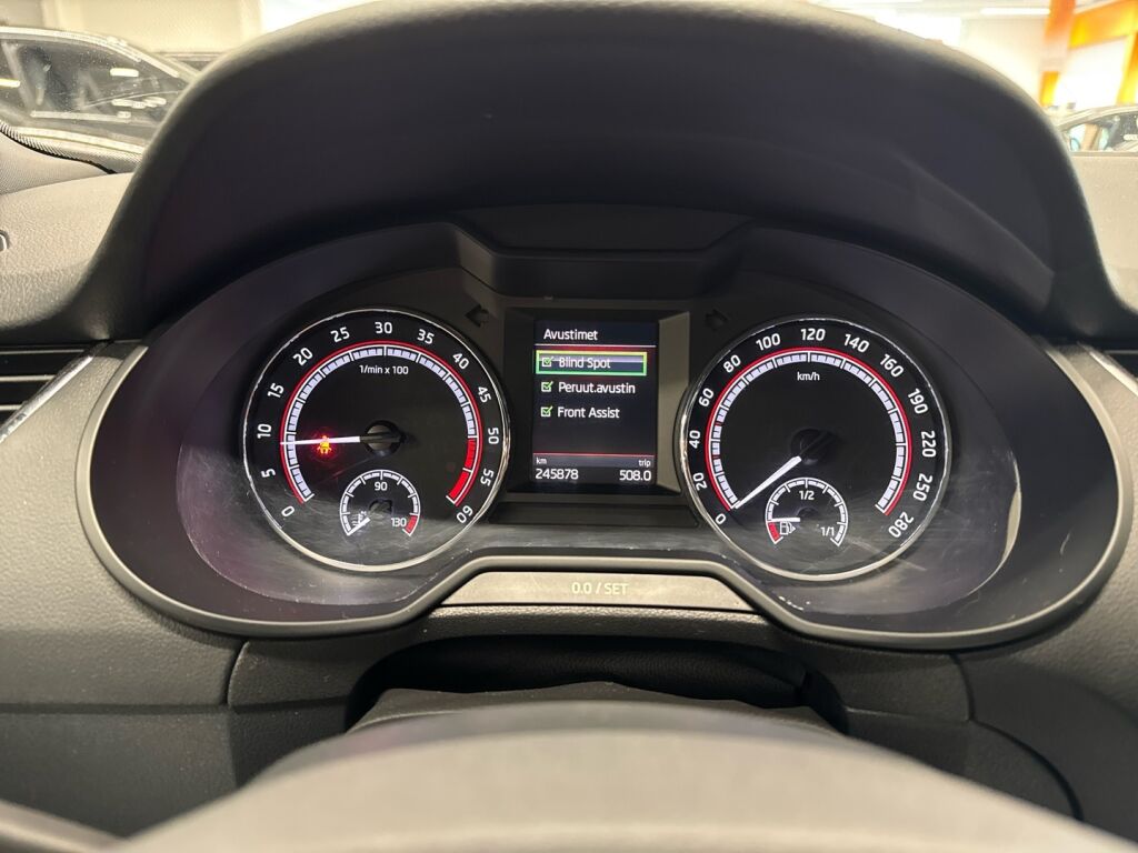 Skoda Octavia 2017 Vihreä