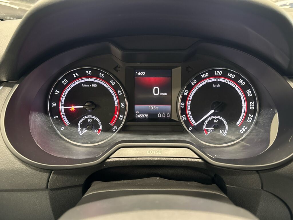 Skoda Octavia 2017 Vihreä