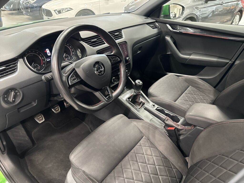 Skoda Octavia 2017 Vihreä