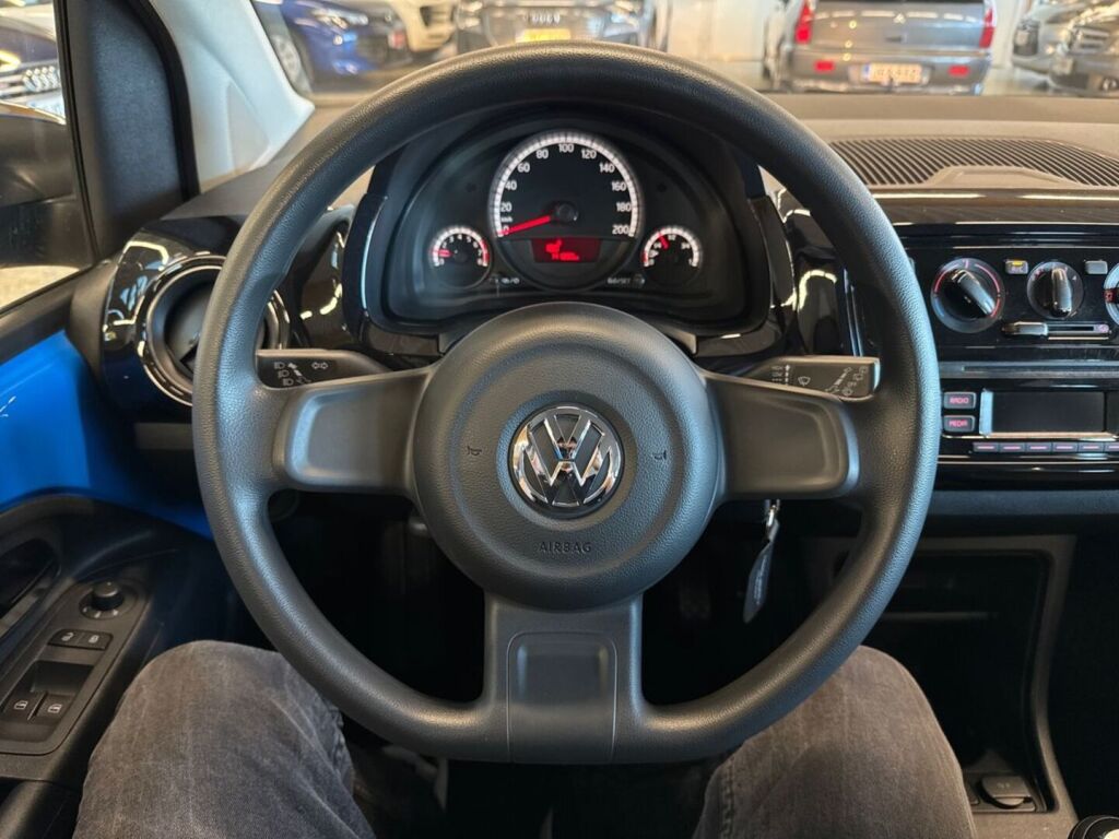 Volkswagen up! 2016 Sininen