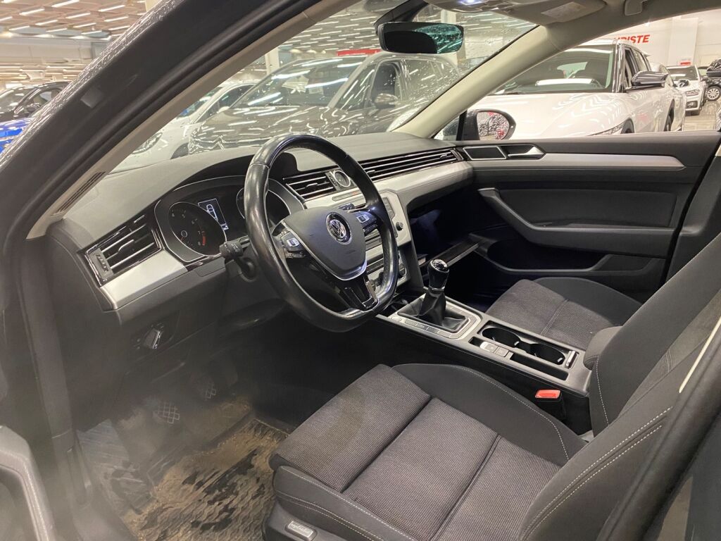 Volkswagen Passat 2016 Harmaa