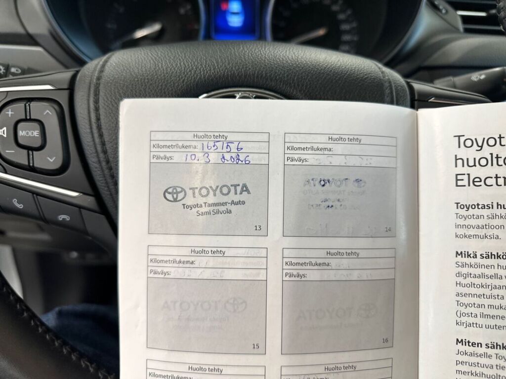 Toyota Avensis 2016 Harmaa