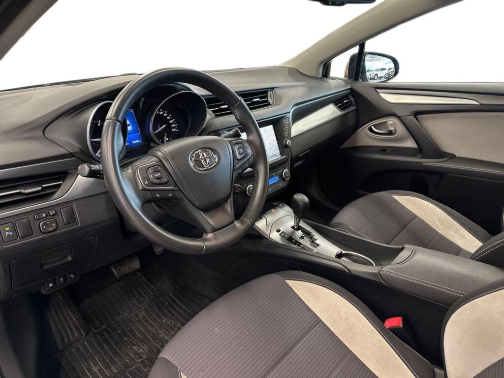 Toyota Avensis 2016 Harmaa