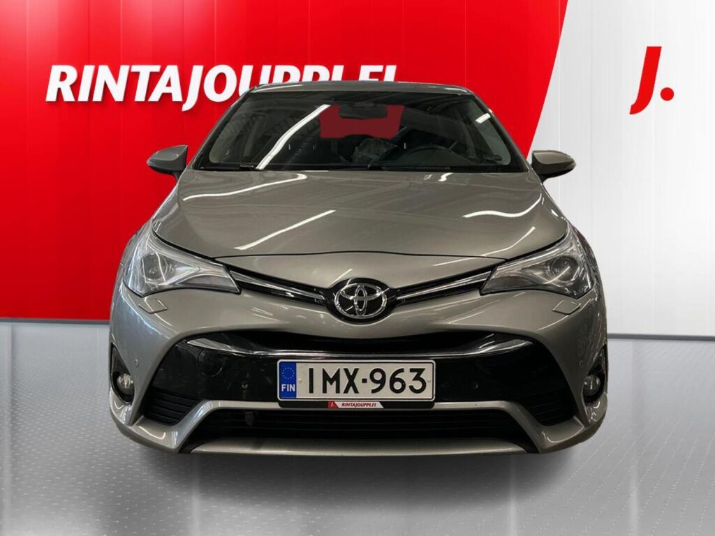Toyota Avensis 2016 Harmaa
