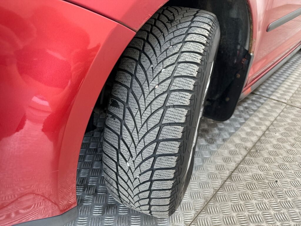 Volkswagen Golf Plus 2008 Punainen