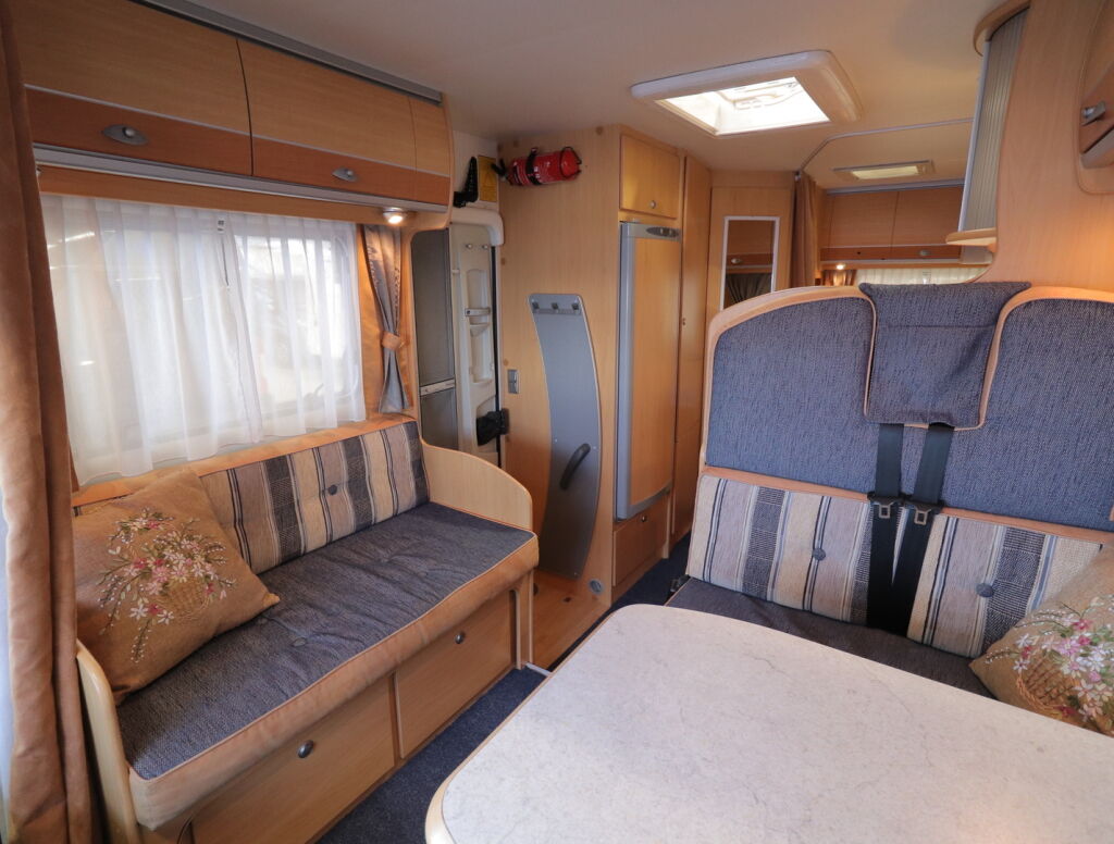 Home-car PR622 2007 Valkoinen