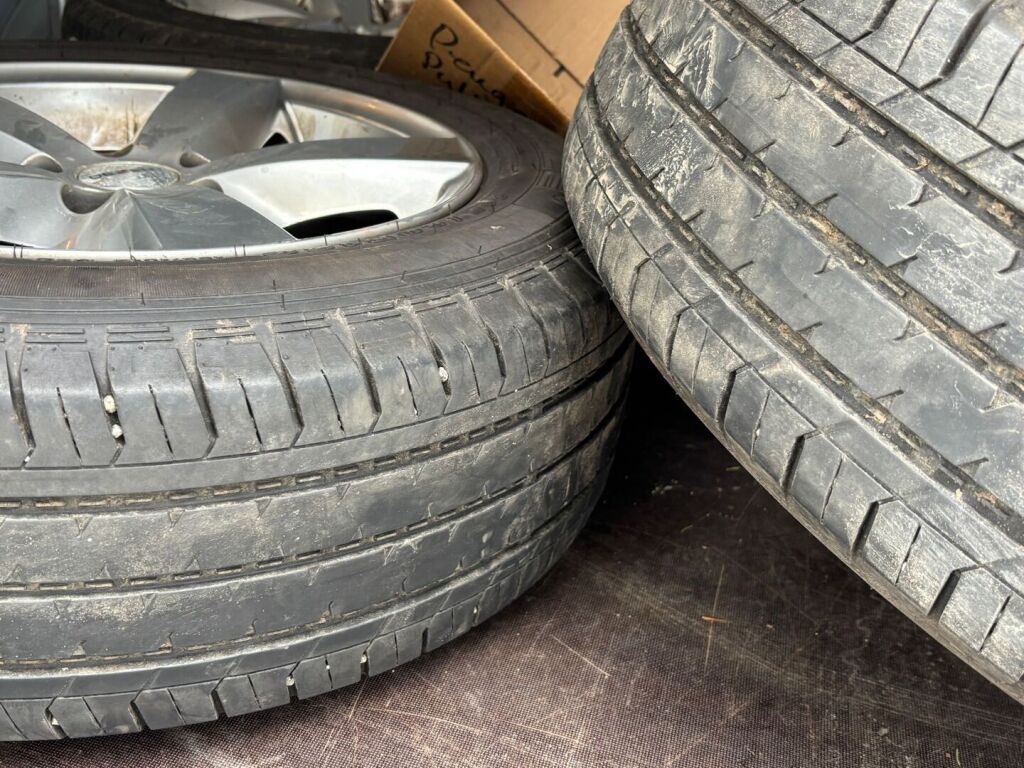 Peugeot Expert 2014 Harmaa