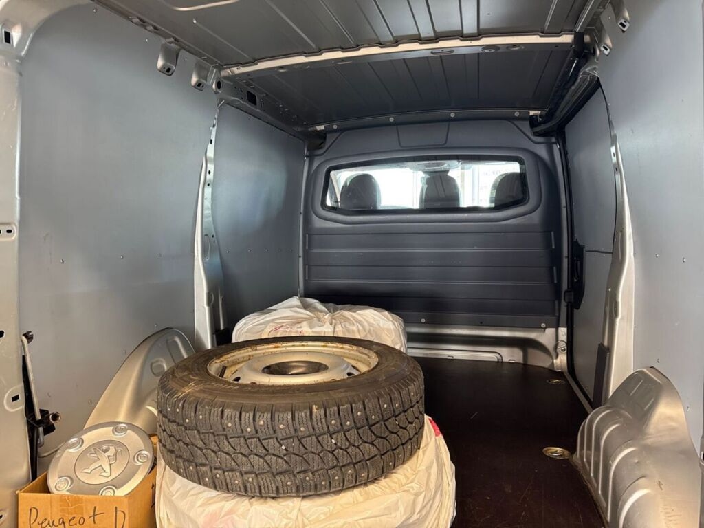 Peugeot Expert 2014 Harmaa