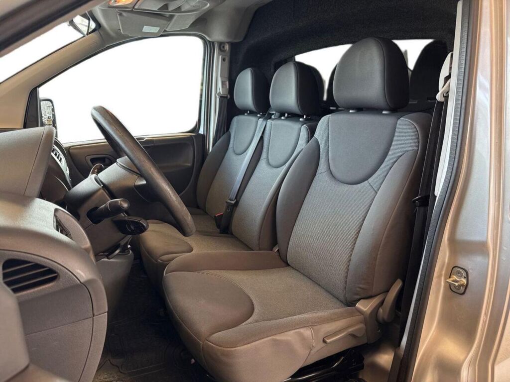 Peugeot Expert 2014 Harmaa