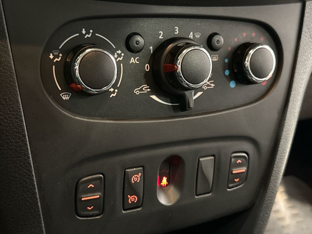 Dacia Sandero 2014 Harmaa