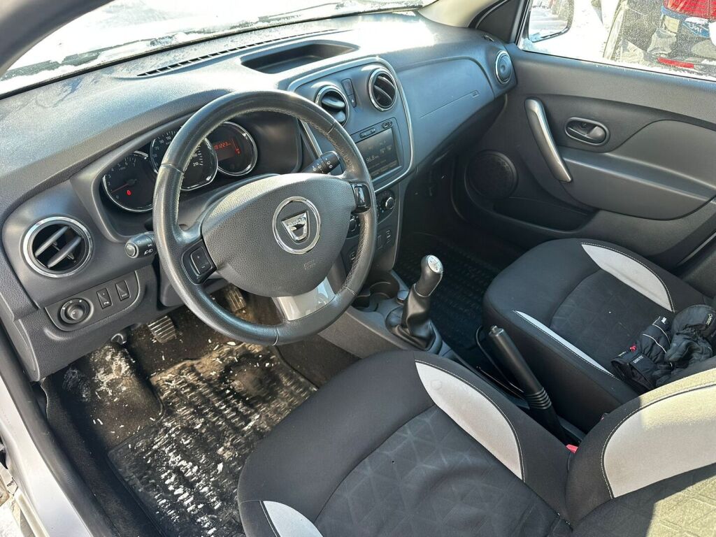 Dacia Sandero 2014 Harmaa
