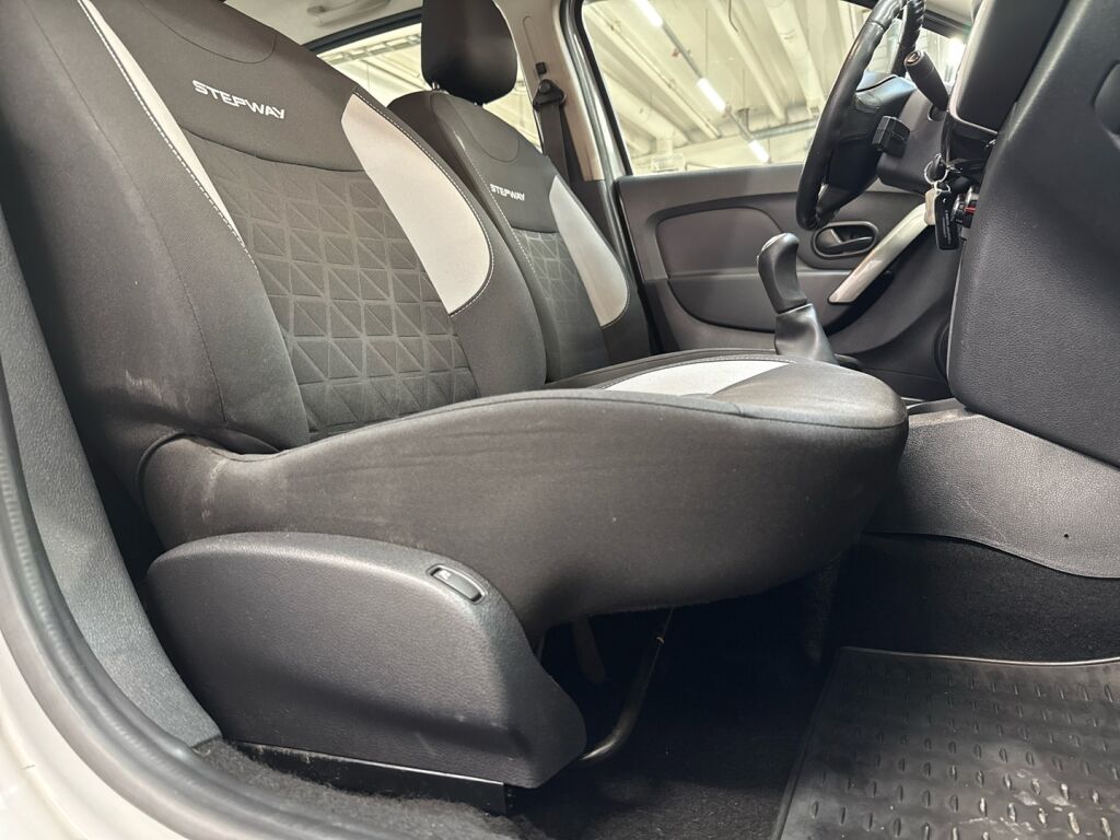 Dacia Sandero 2014 Harmaa