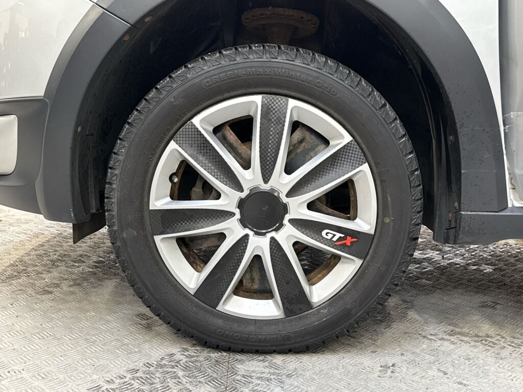 Dacia Sandero 2014 Harmaa