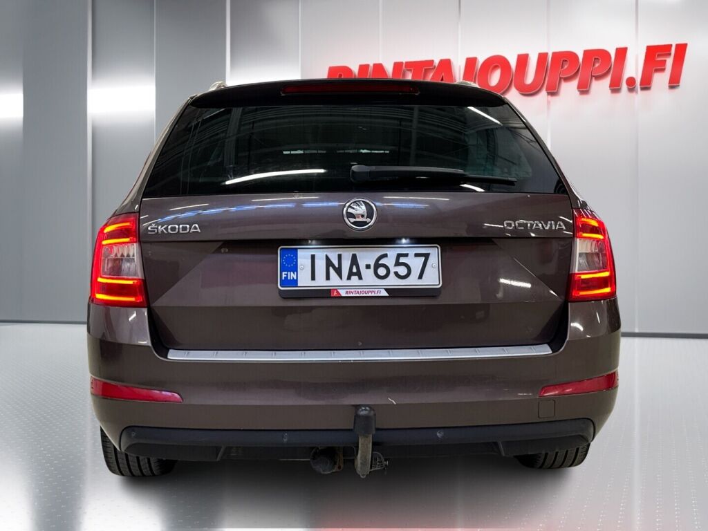 Skoda Octavia 2014 Ruskea (beige)