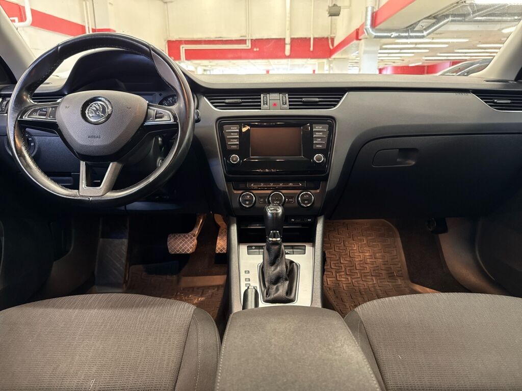 Skoda Octavia 2014 Ruskea (beige)