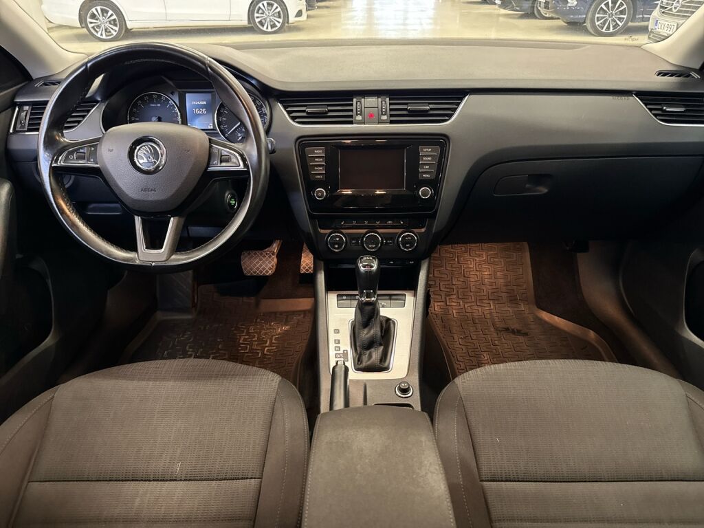 Skoda Octavia 2014 Ruskea (beige)