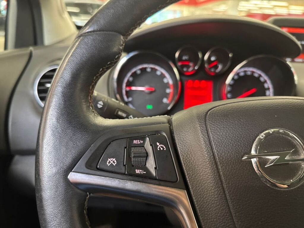 Opel Meriva 2014 Harmaa